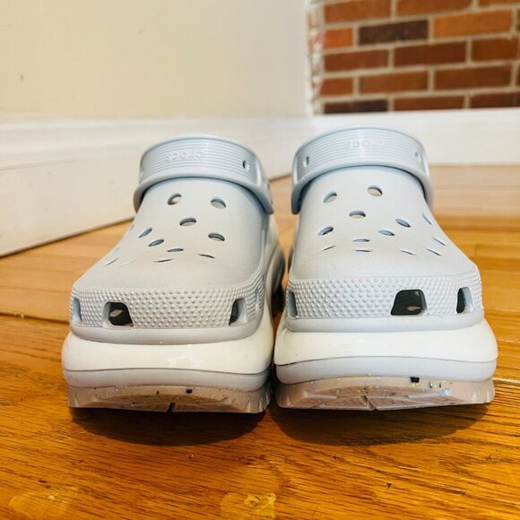 New Unisex Crocs Classic Mega Crush Clogs M 5 F 7 - Picture 4 of 16